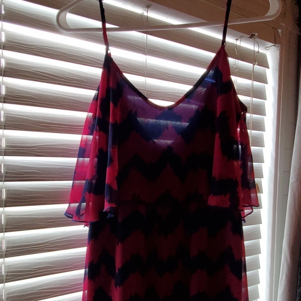 Sundress - Picture 2 of 4